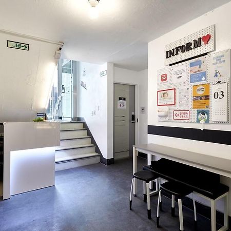 Jun Guesthouse Seoul Exterior foto
