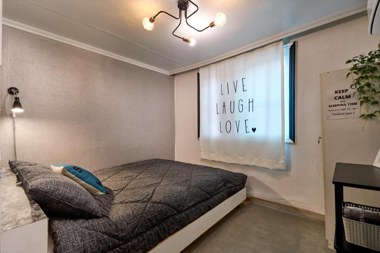 Jun Guesthouse Seoul Exterior foto