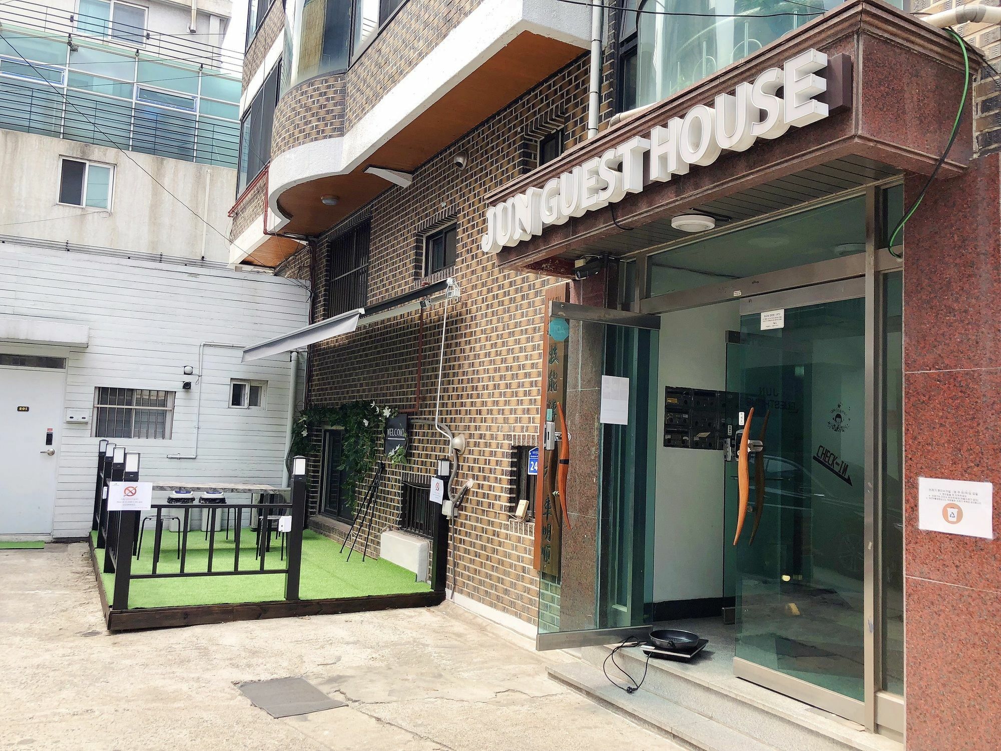 Jun Guesthouse Seoul Exterior foto